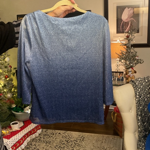 Two-tone blue evening top - Picture 3 of 3